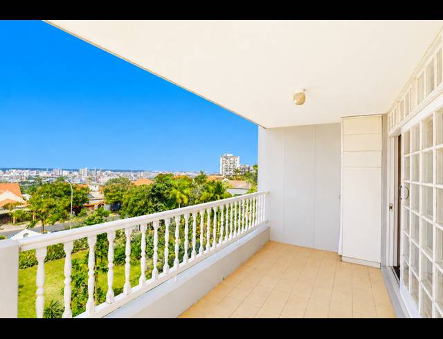 2 BEDROOM APARTMENT FOR SALE IN ESSENWOOD